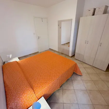 Croce Del Sud * 利尼亚诺萨比亚多罗